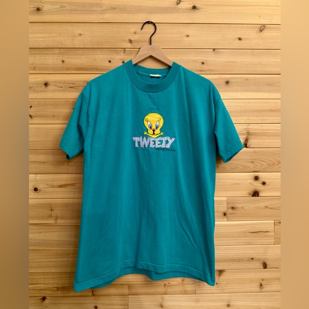 Vintage 1996 Tweety Bird Large Embroidered Graphic Short Sleeve T Shirt Unisex